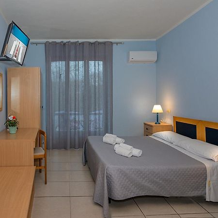 Hotel Villa Benvenuti Viareggio Kültér fotó