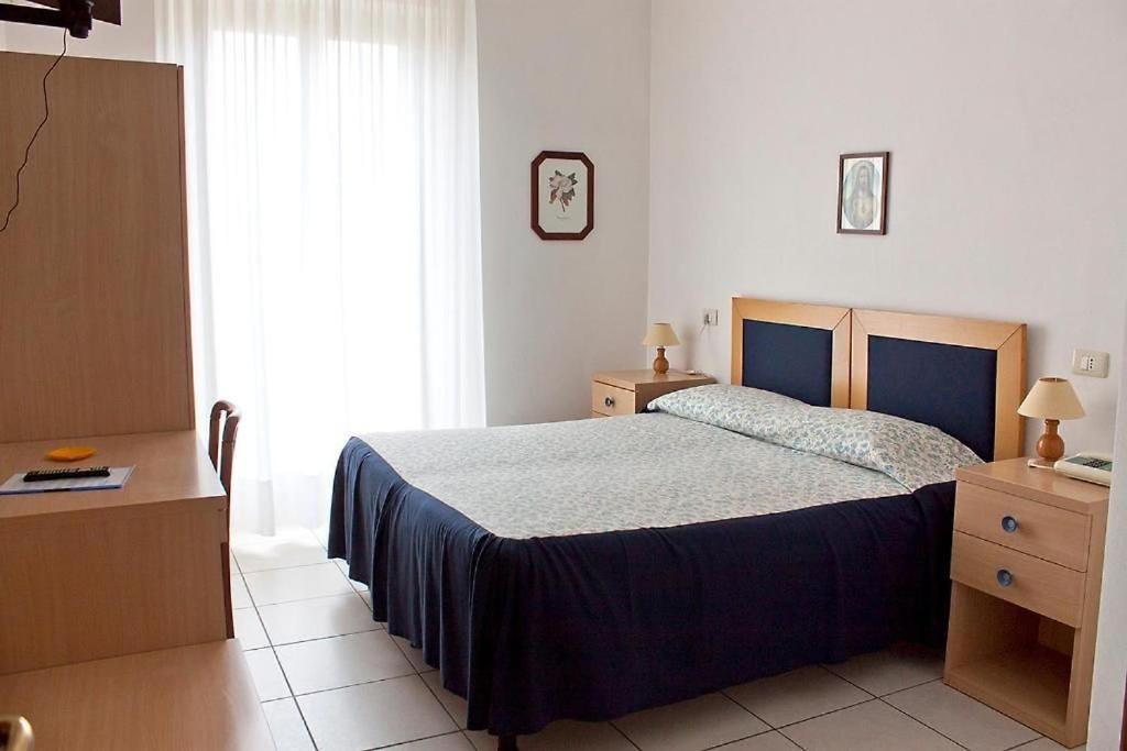 Hotel Villa Benvenuti Viareggio Kültér fotó