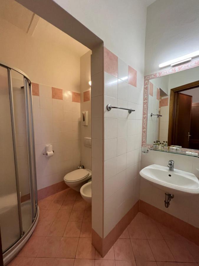 Hotel Villa Benvenuti Viareggio Kültér fotó