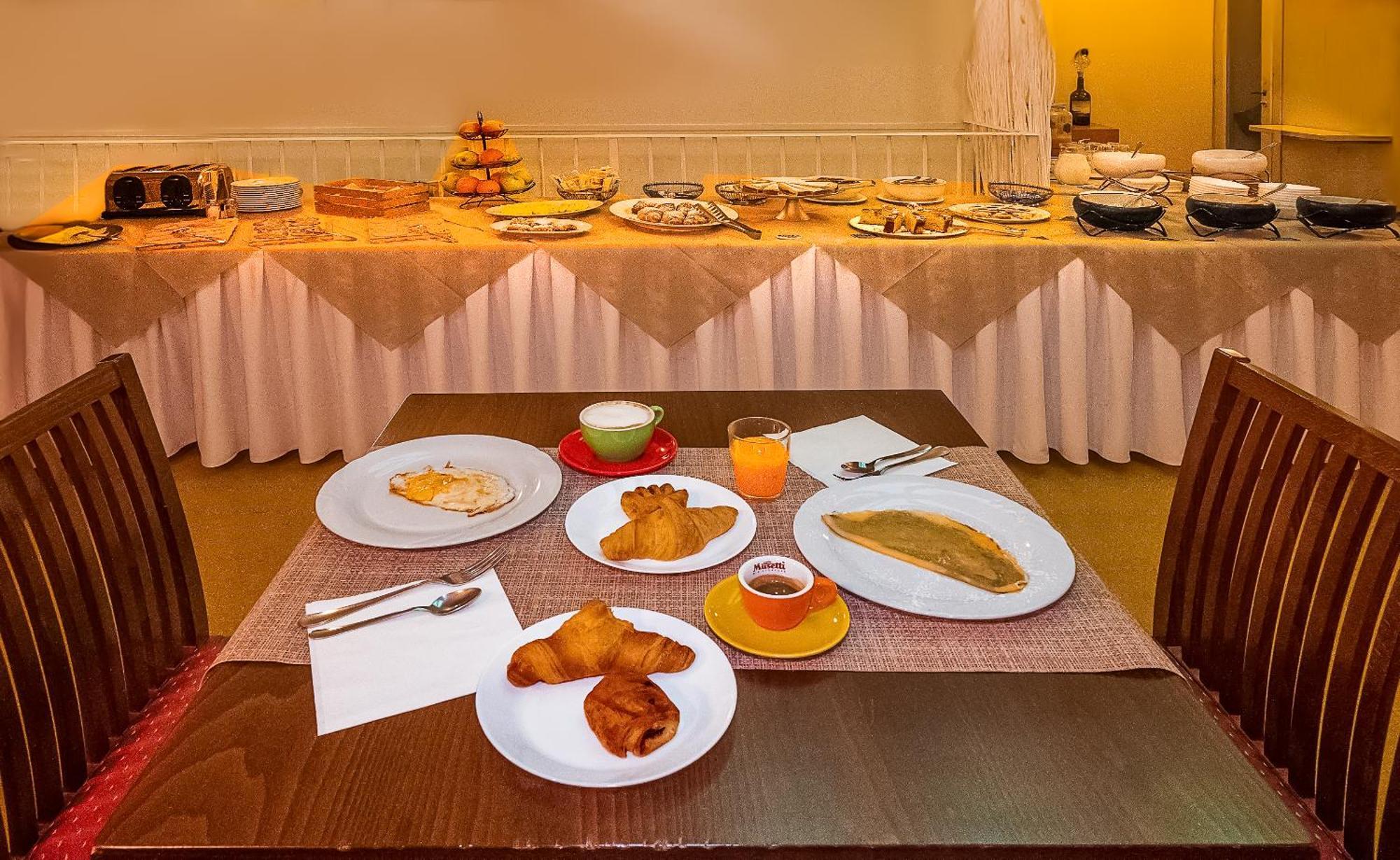 Hotel Villa Benvenuti Viareggio Kültér fotó