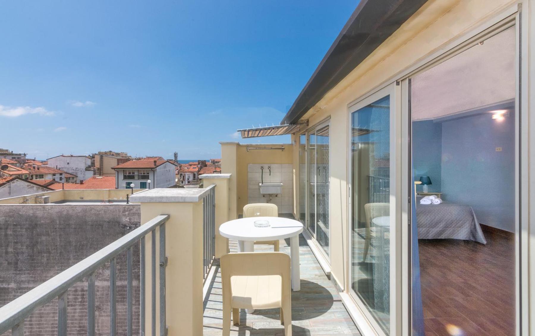Hotel Villa Benvenuti Viareggio Kültér fotó